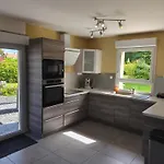 Belle Maison Avec Piscine Chauffee A Partir De Mi Avril Proche De La