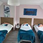 Prázdninový dům Belle Maison Avec Piscine Chauffee A Partir De Mi Avril Proche De La *