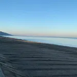 Belle Maison Avec Piscine Chauffee A Partir De Mi Avril Proche De La *
