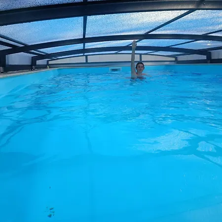 Belle Maison Avec Piscine Chauffee A Partir De Mi Avril Proche De La Дом отдыха