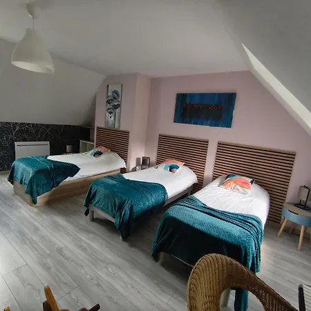 Belle Maison Avec Piscine Chauffee A Partir De Mi Avril Proche De La Semesterbostad *