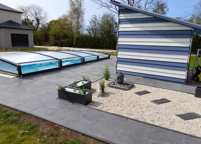 Holiday home Belle Maison Avec Piscine Chauffee A Partir De Mi Avril Proche De La *