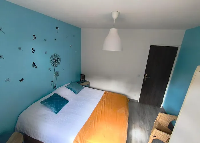 Belle Maison Avec Piscine Chauffee A Partir De Mi Avril Proche De La Holiday home *