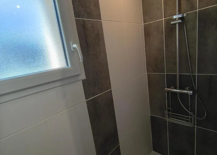 Holiday home Belle Maison Avec Piscine Chauffee A Partir De Mi Avril Proche De La *